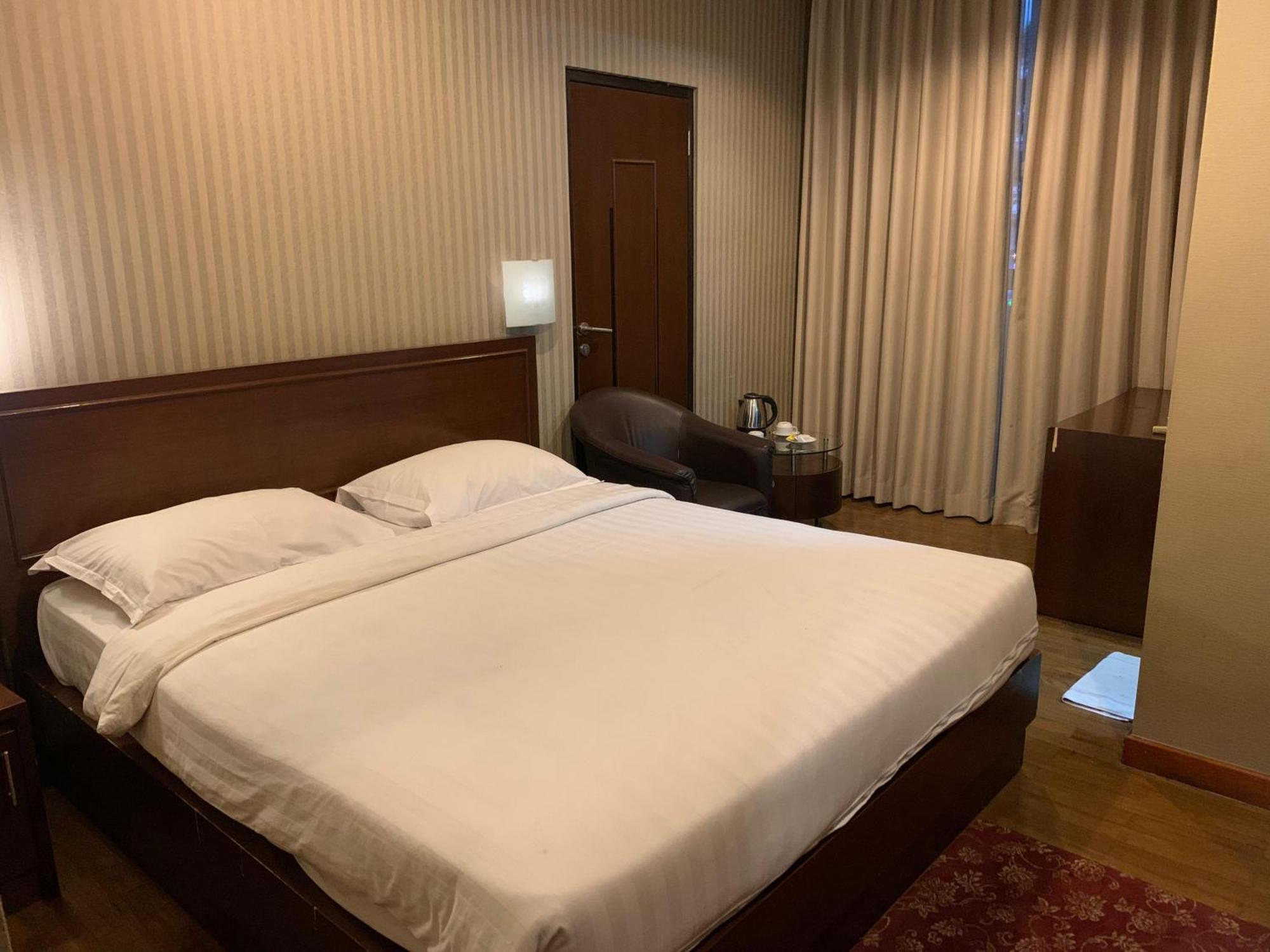 Enhaii Hotel Bandung Kültér fotó