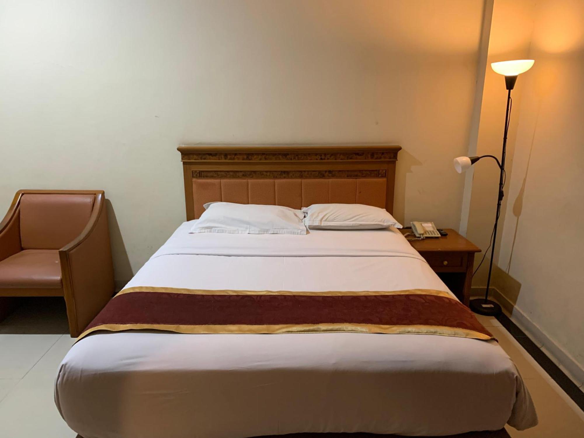 Enhaii Hotel Bandung Kültér fotó