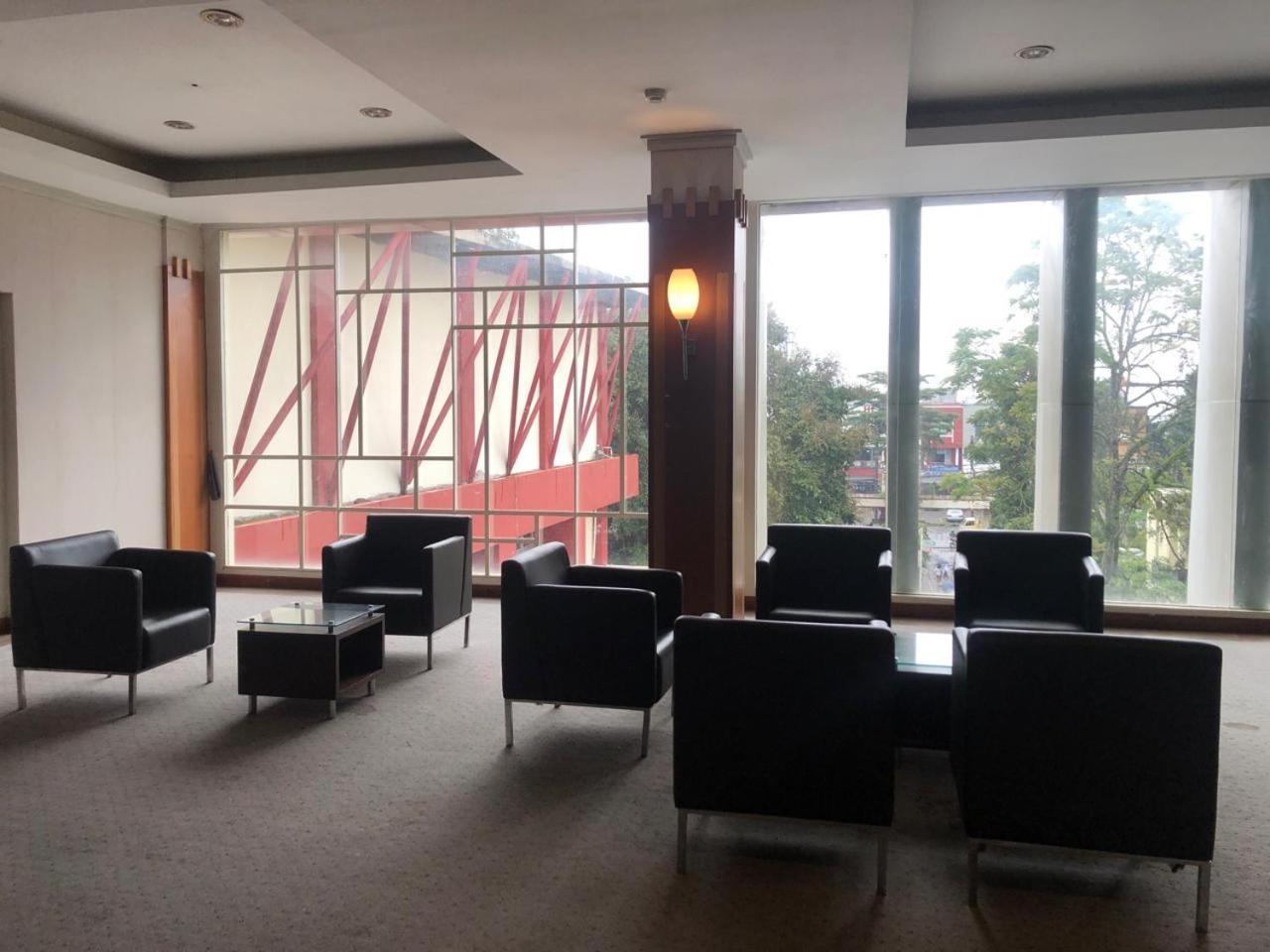 Enhaii Hotel Bandung Kültér fotó