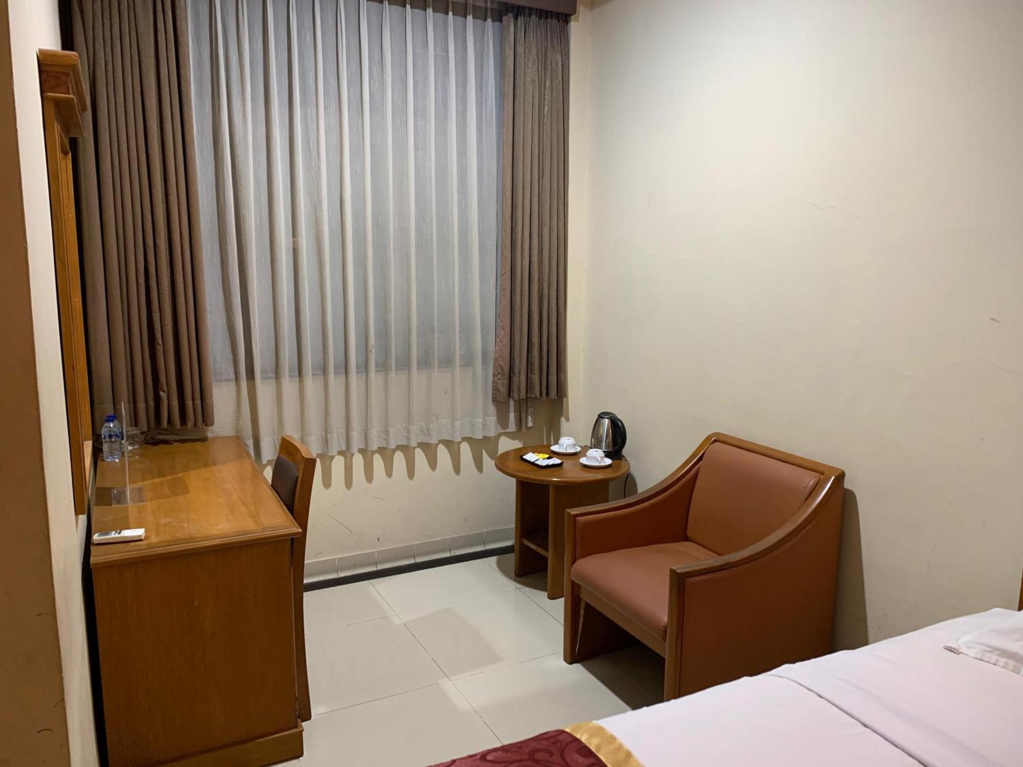 Enhaii Hotel Bandung Kültér fotó