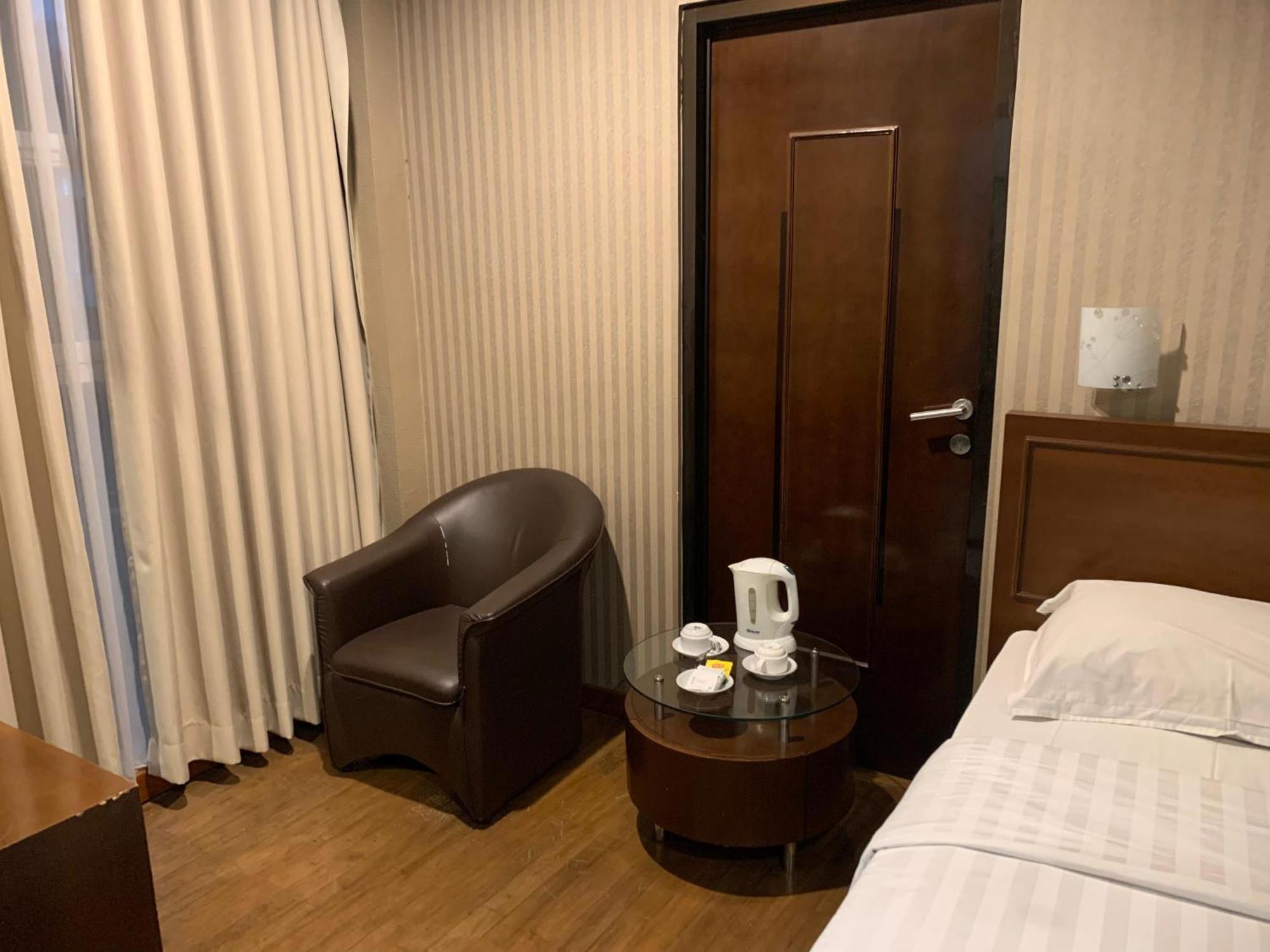 Enhaii Hotel Bandung Kültér fotó