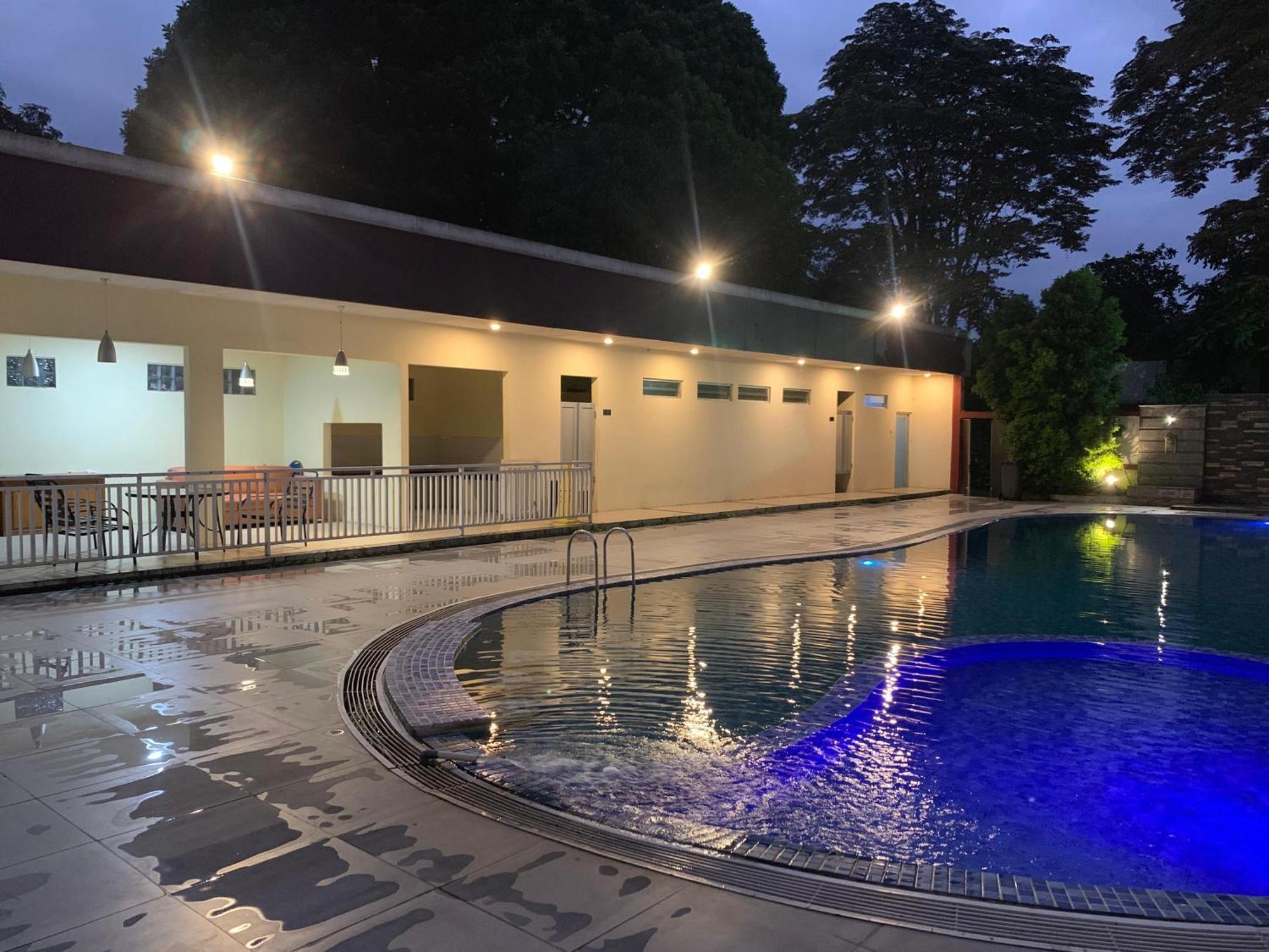 Enhaii Hotel Bandung Kültér fotó